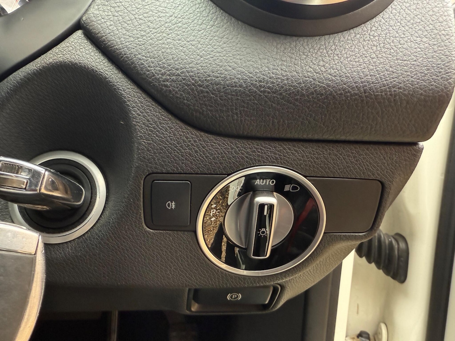 Used Mercedes-Benz CLA 2014 for sale - 76781919: Photo 47