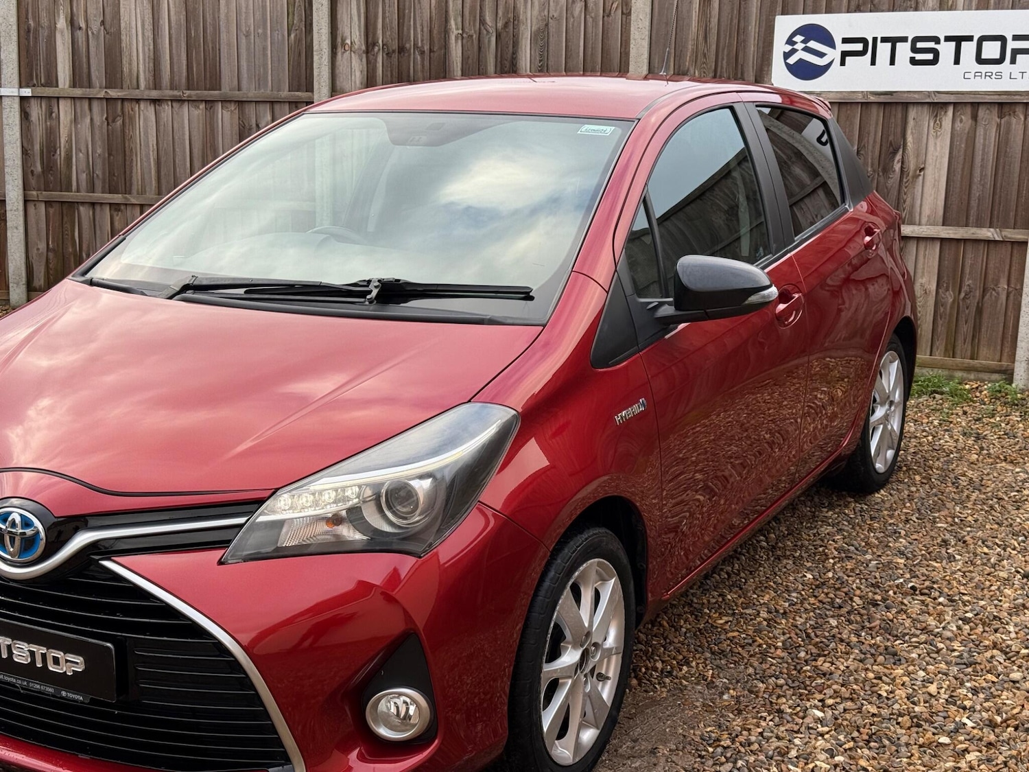 Used Toyota Yaris 2016 for sale - 76850350: Photo 10