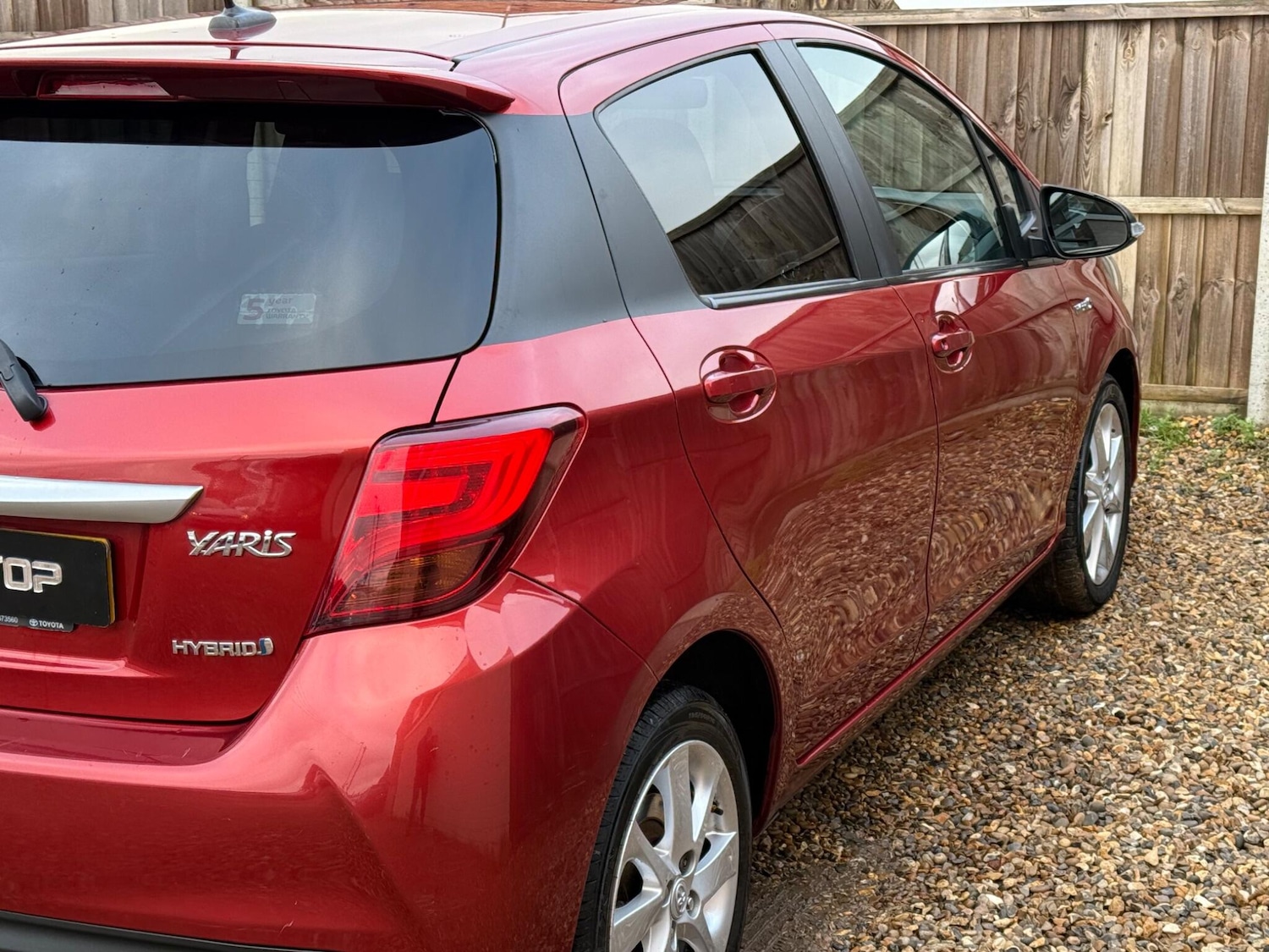 Used Toyota Yaris 2016 for sale - 76850350: Photo 11