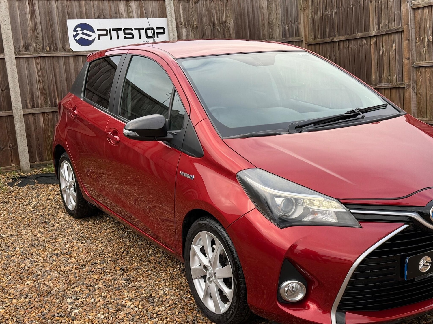 Used Toyota Yaris 2016 for sale - 76850350: Photo 12