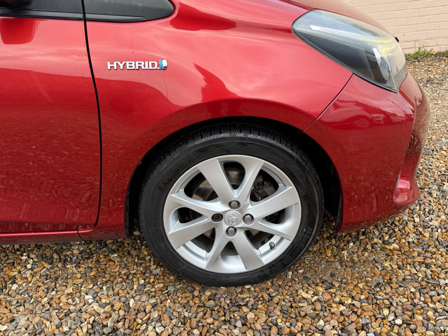 Used Toyota Yaris 2016 for sale - 76850350: Photo 13