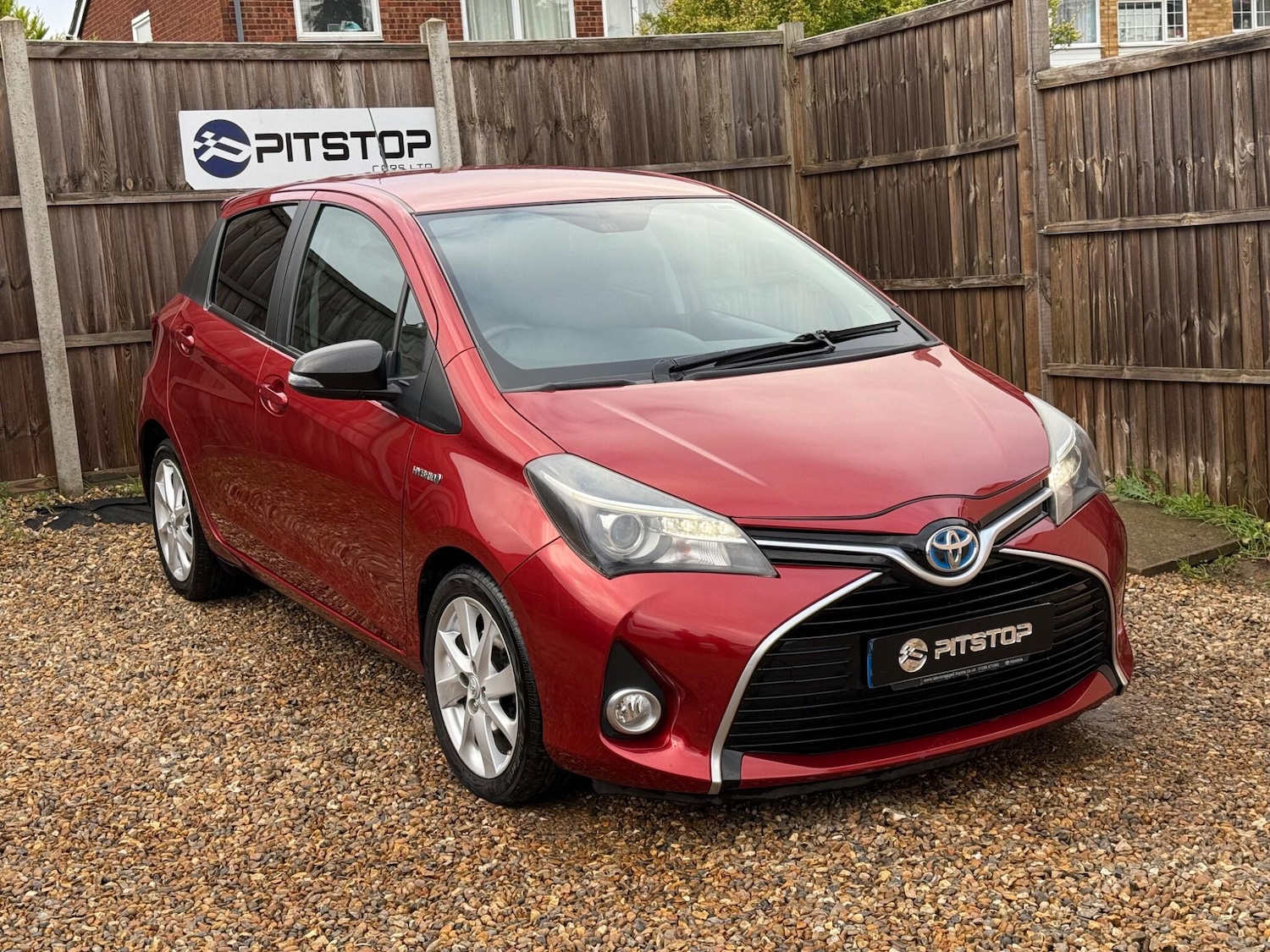 Used Toyota Yaris 2016 for sale - 76850350: Photo 3