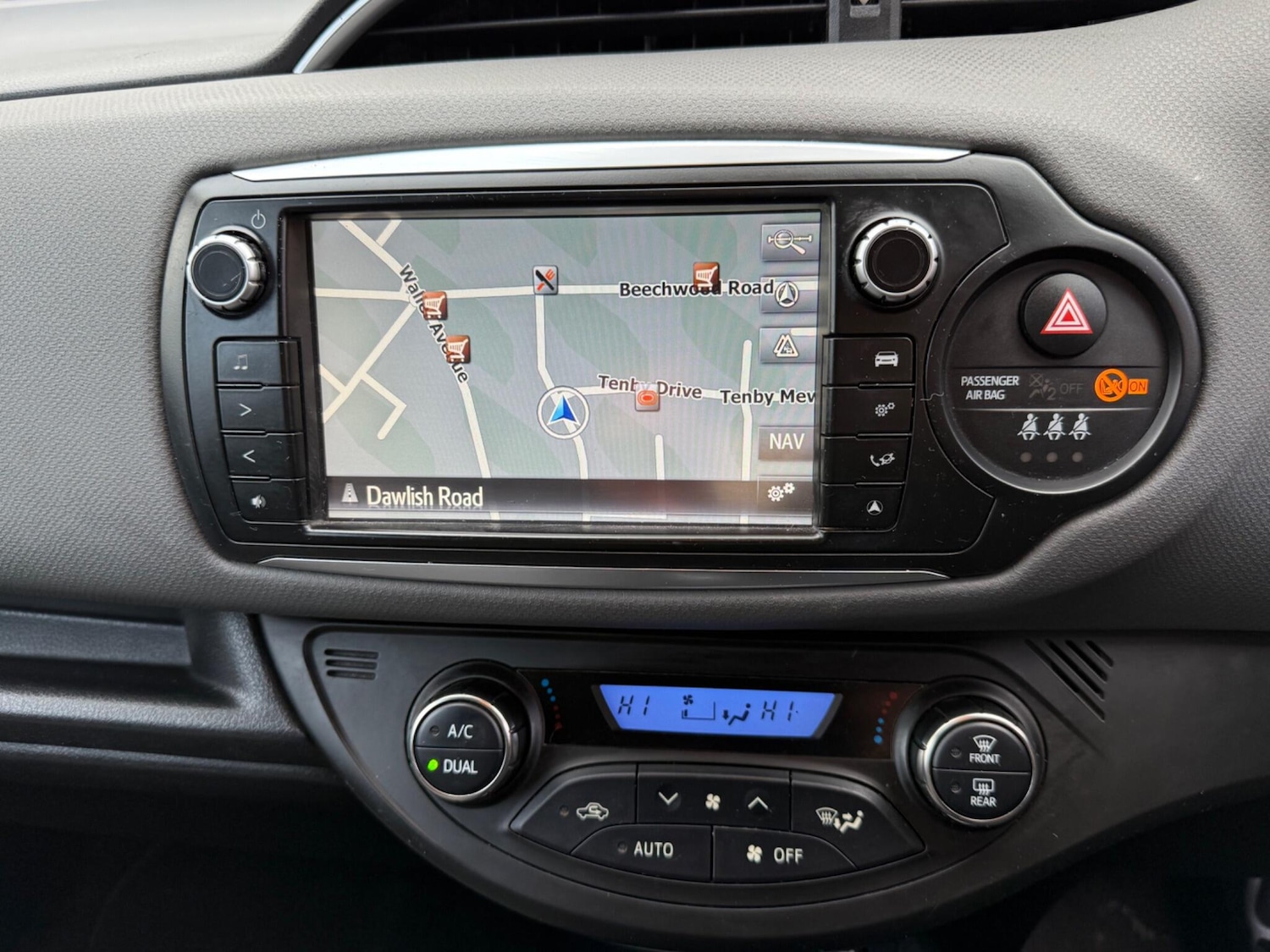 Used Toyota Yaris 2016 for sale - 76850350: Photo 35