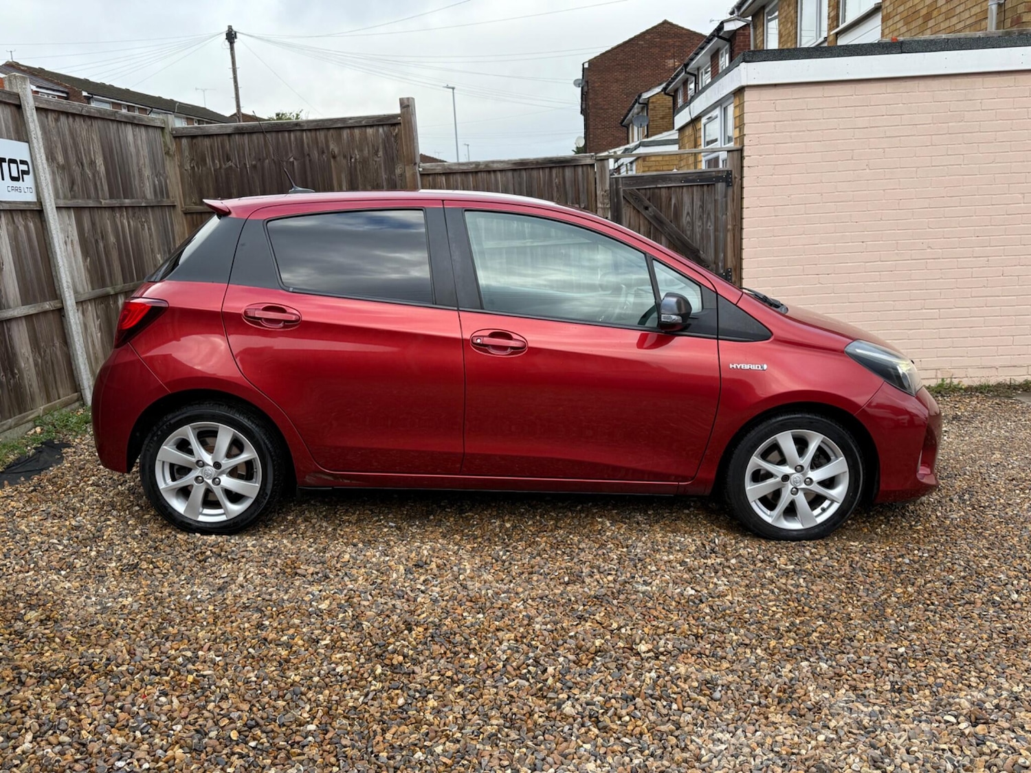 Used Toyota Yaris 2016 for sale - 76850350: Photo 4