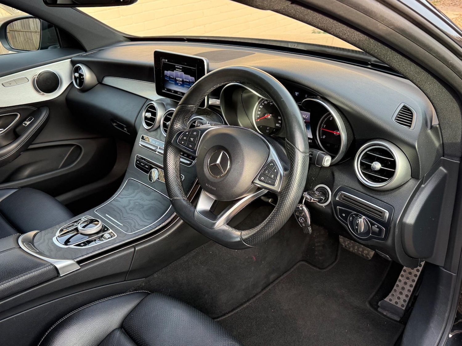 Used Mercedes-Benz C Class 2017 for sale - 77084423: Photo 23