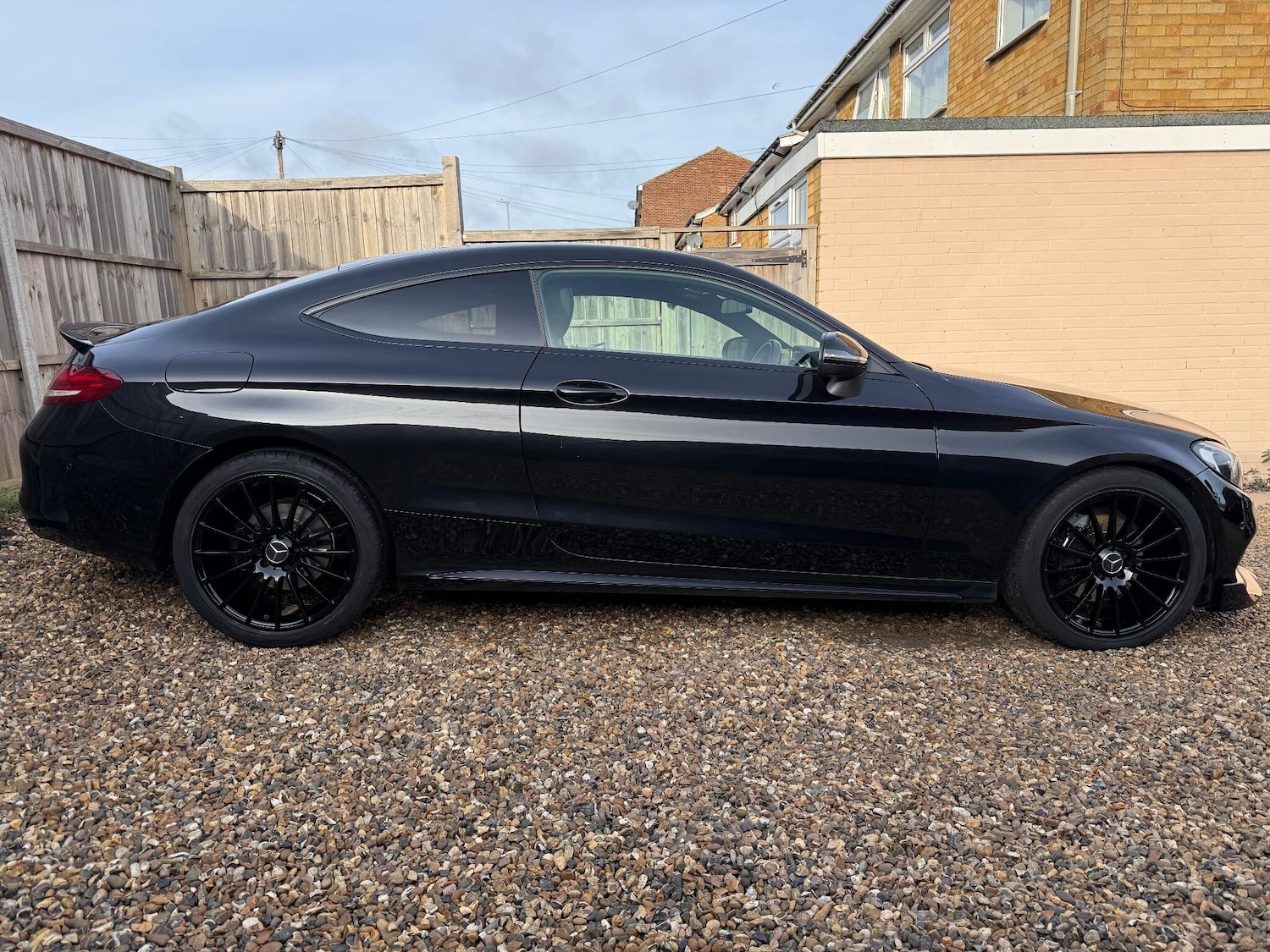 Used Mercedes-Benz C Class 2017 for sale - 77084423: Photo 3