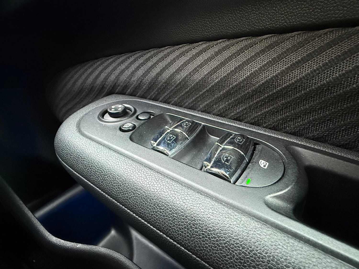 Used MINI Clubman 2018 for sale - 77084482: Photo 35