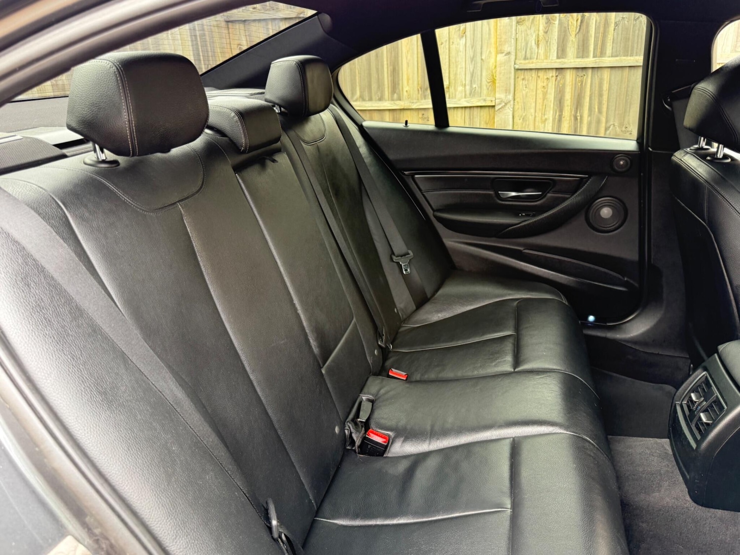 Used BMW 3 Series 2016 for sale - 77992901: Photo 32