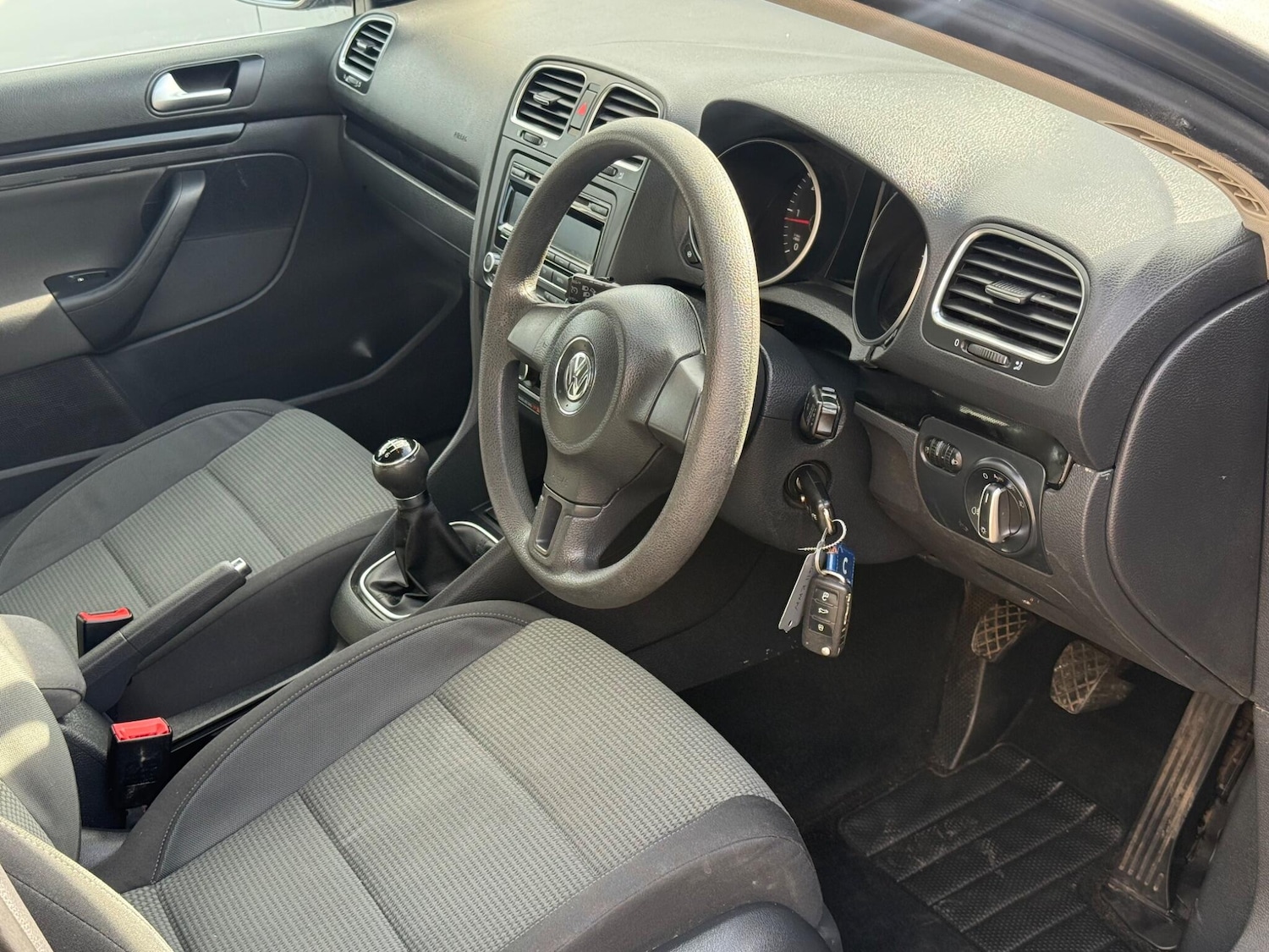 Used Volkswagen Golf 2011 for sale - 78141370: Photo 20