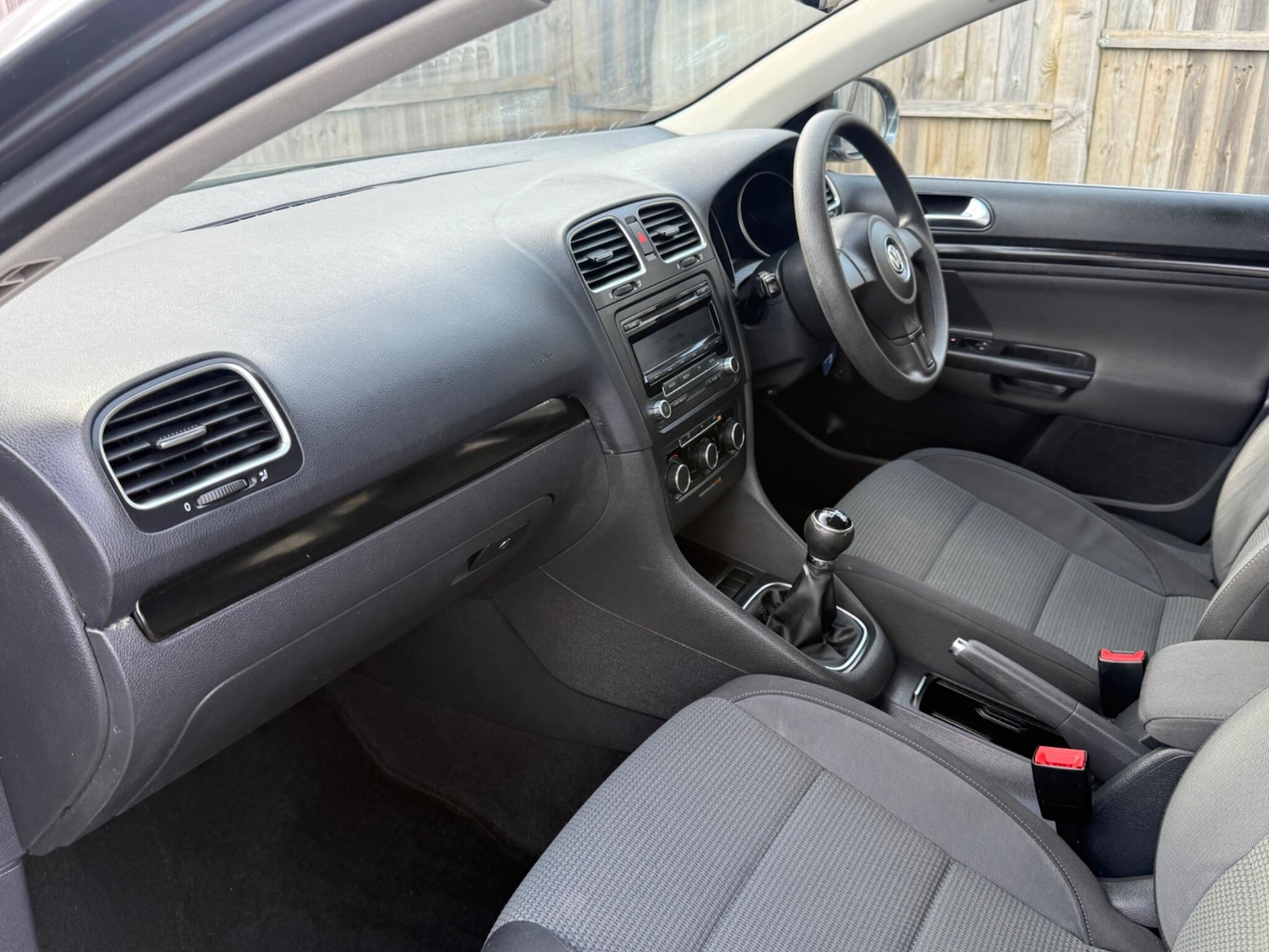 Used Volkswagen Golf 2011 for sale - 78141370: Photo 38