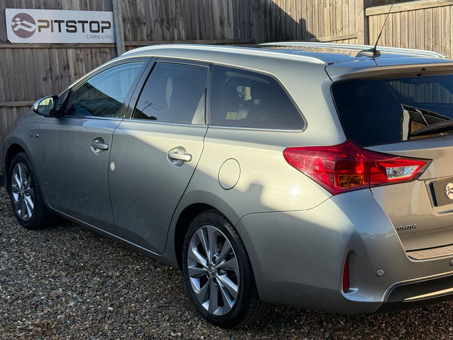 Used Toyota Auris 2014 for sale - 77015599: Photo 14