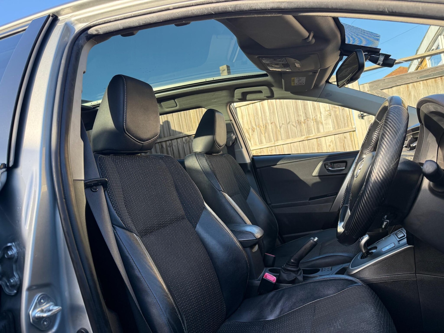 Used Toyota Auris 2014 for sale - 77015599: Photo 19