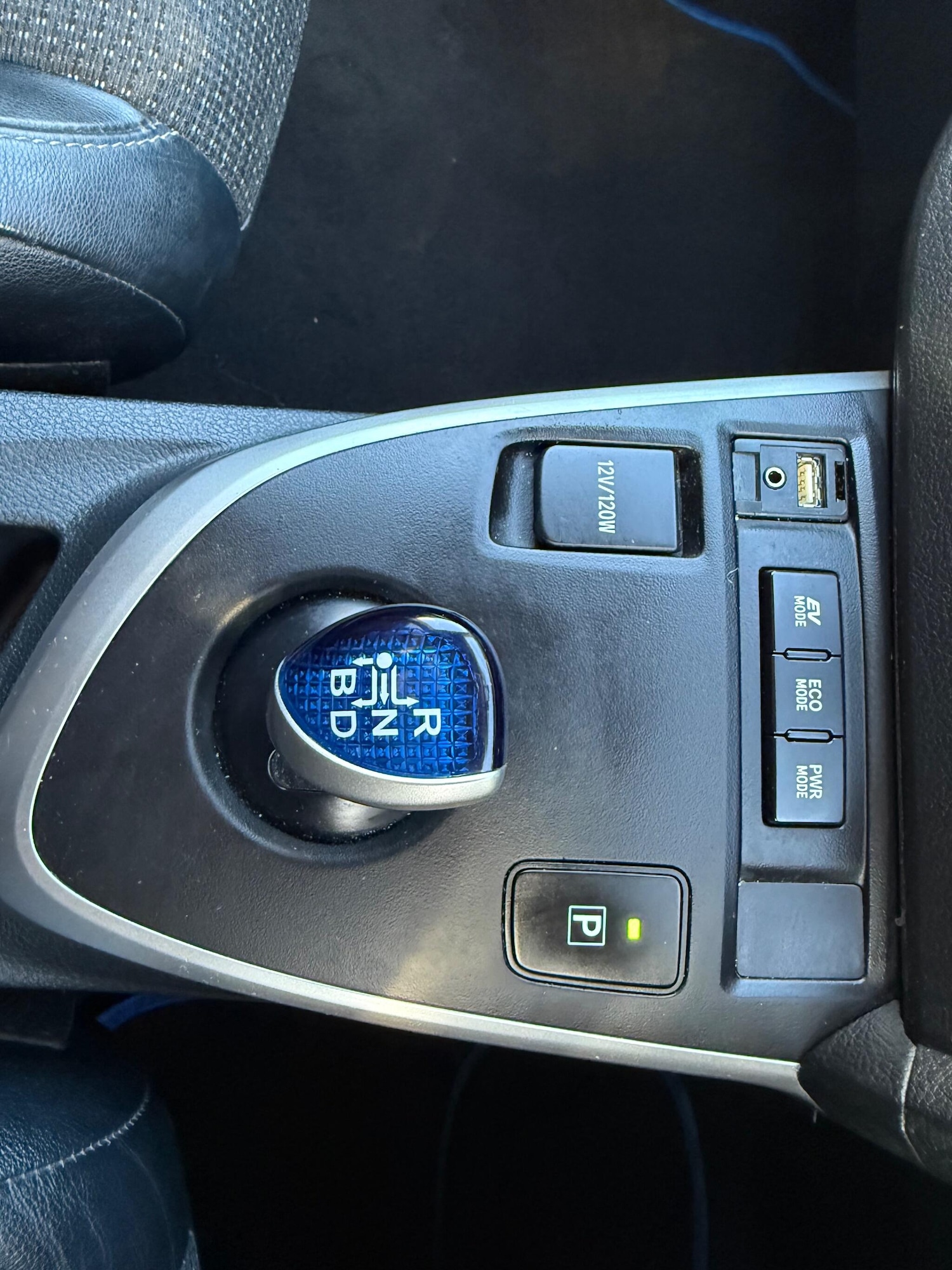 Used Toyota Auris 2014 for sale - 77015599: Photo 25