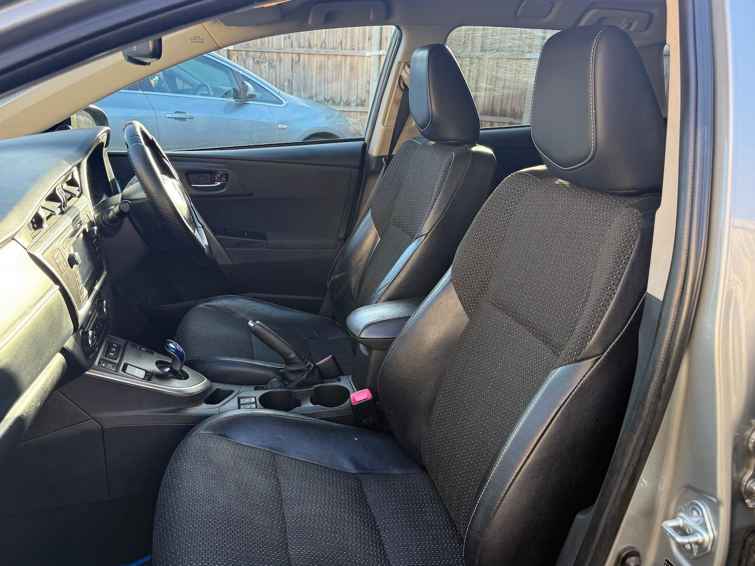 Used Toyota Auris 2014 for sale - 77015599: Photo 34