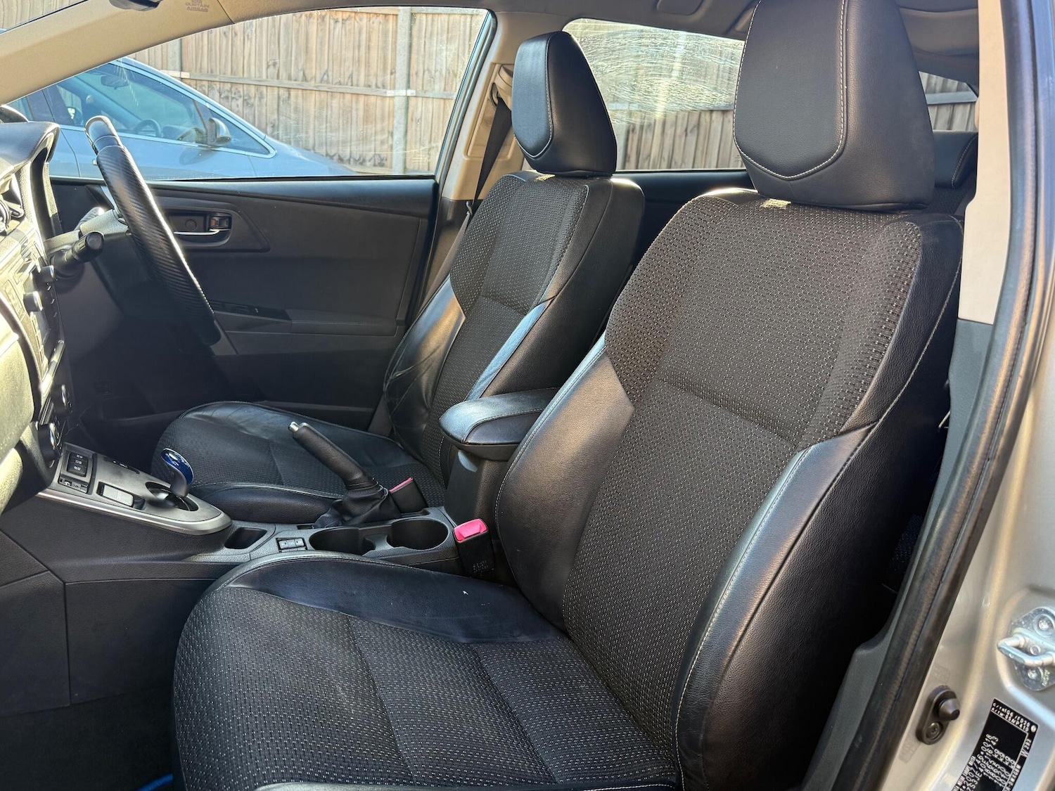 Used Toyota Auris 2014 for sale - 77015599: Photo 35