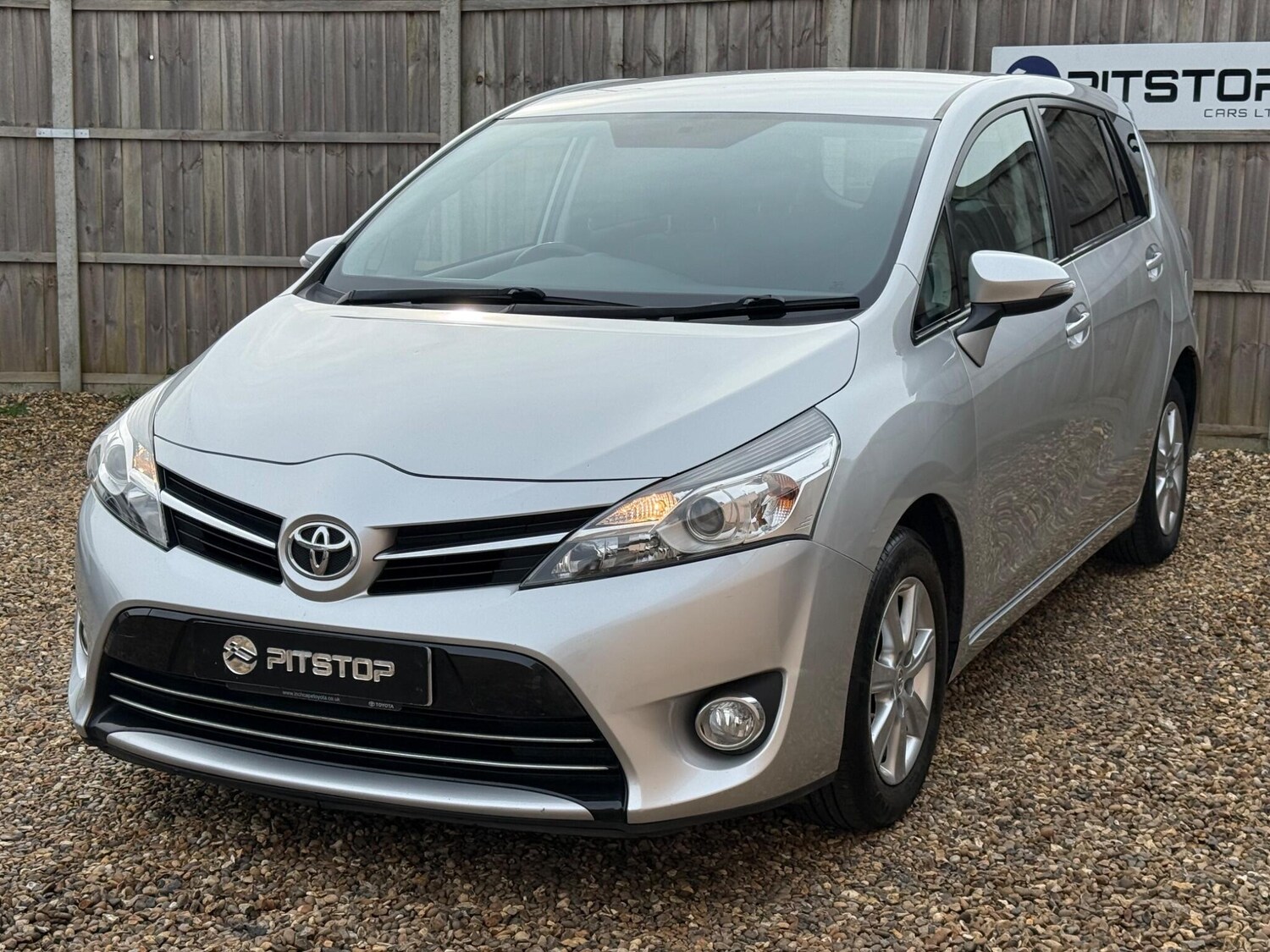 Used Toyota Verso for sale - 77586633: Photo 6