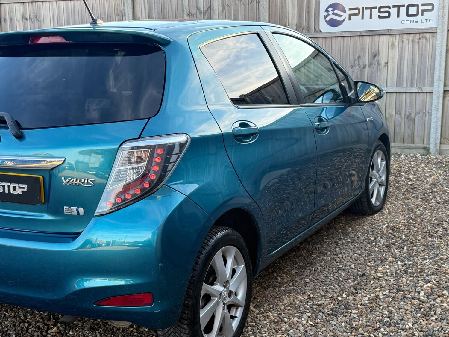 Used Toyota Yaris for sale - 77658556: Photo 13