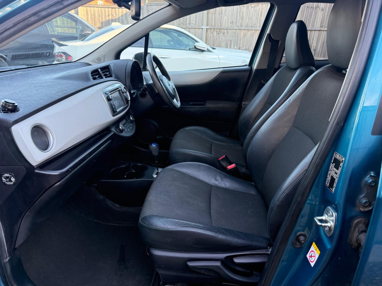 Used Toyota Yaris for sale - 77658556: Photo 29