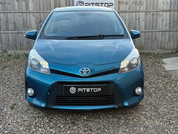 Used Toyota Yaris 2013 for sale - 77658556: Photo