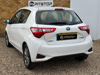 Used Toyota Yaris 2019 for sale - 79539864: Photo