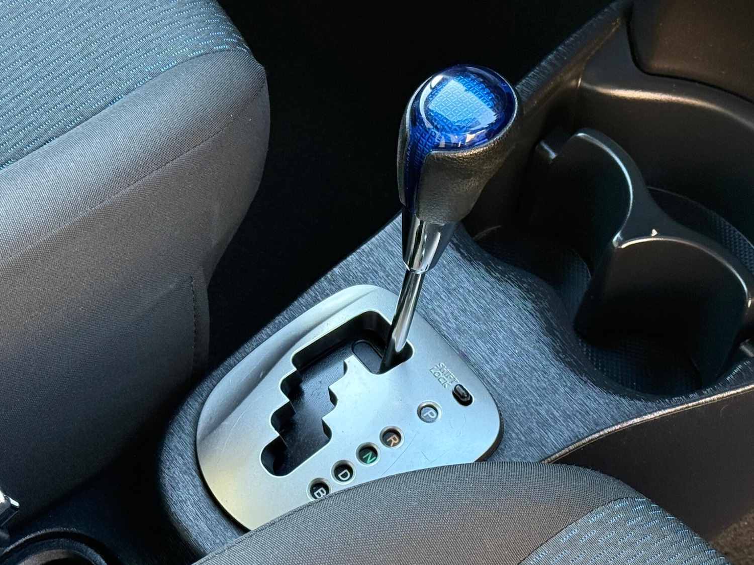 Used Toyota Yaris 2013 for sale - 77376597: Photo 27