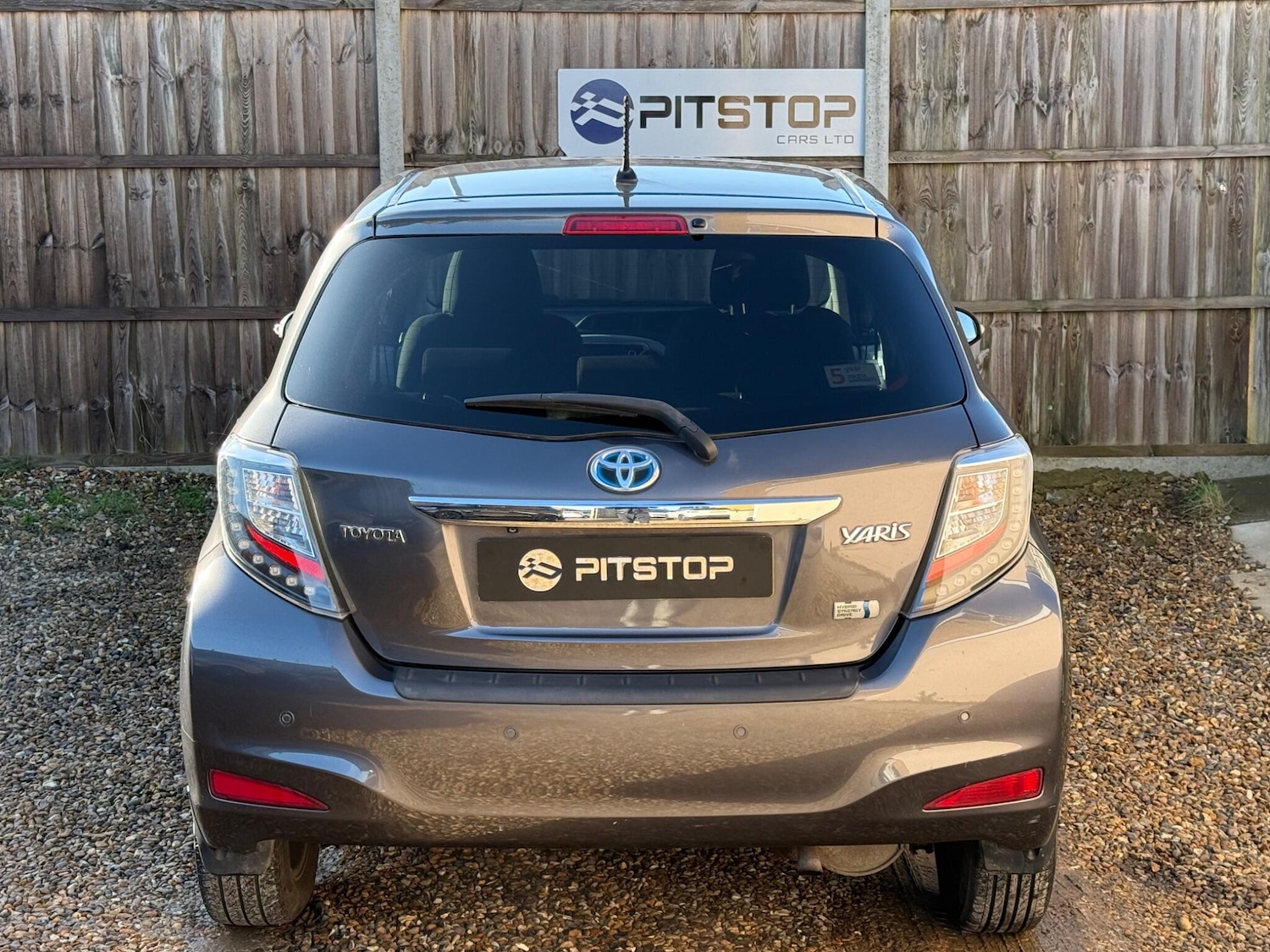 Used Toyota Yaris 2013 for sale - 77376597: Photo 6