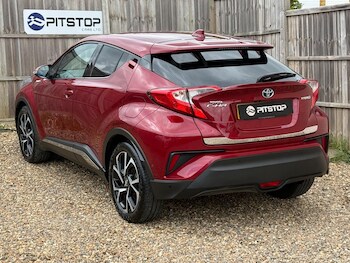 Used Toyota C-HR 2018 for sale - 78260224: Photo
