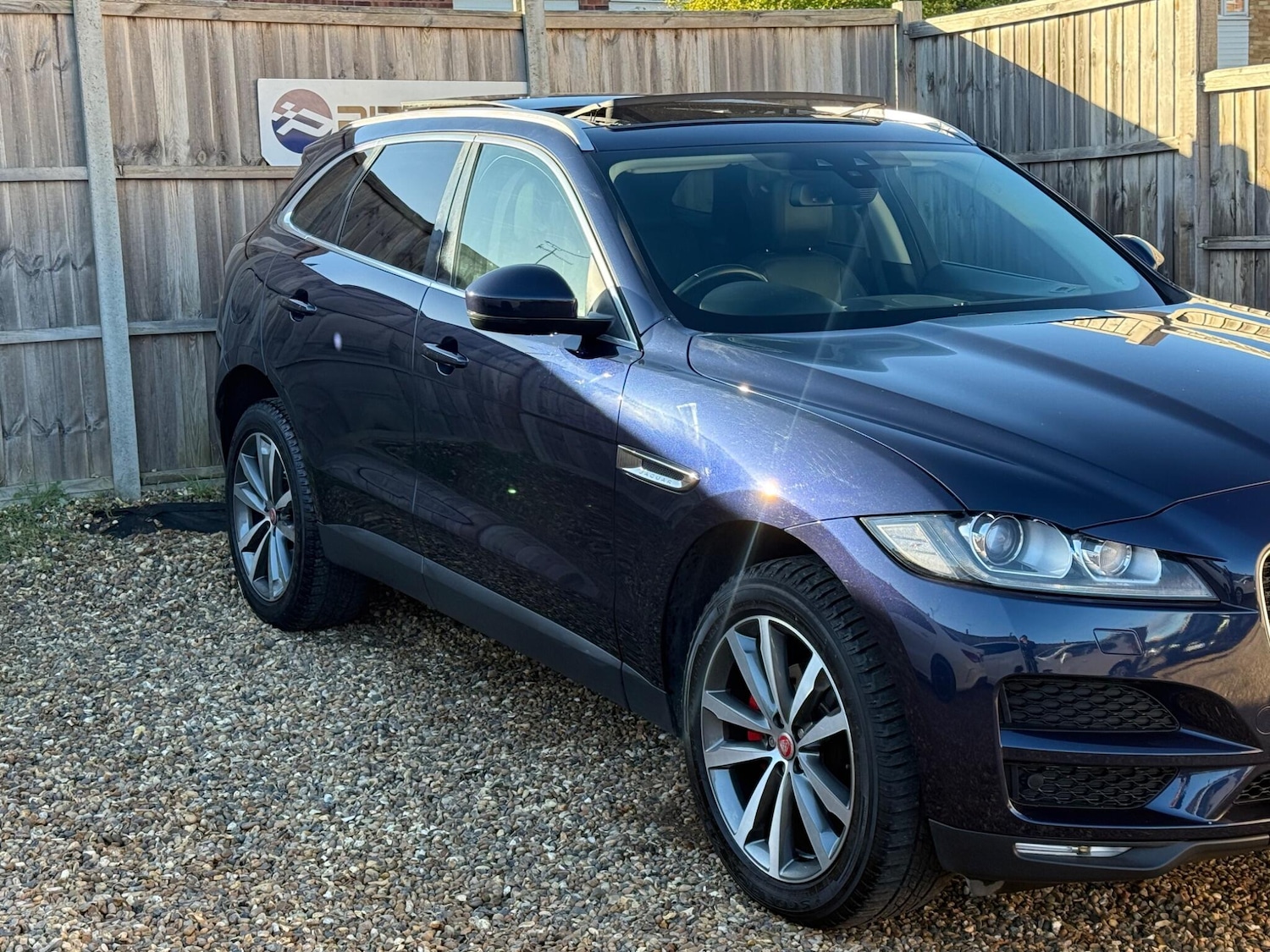 Used Jaguar F-Pace 2017 for sale - 76781269: Photo 11