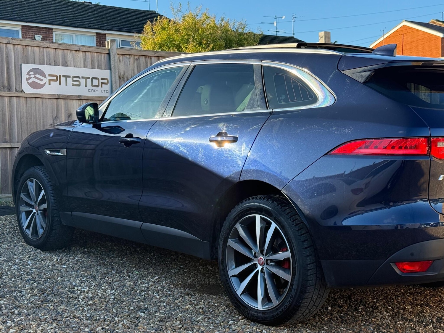 Used Jaguar F-Pace 2017 for sale - 76781269: Photo 13