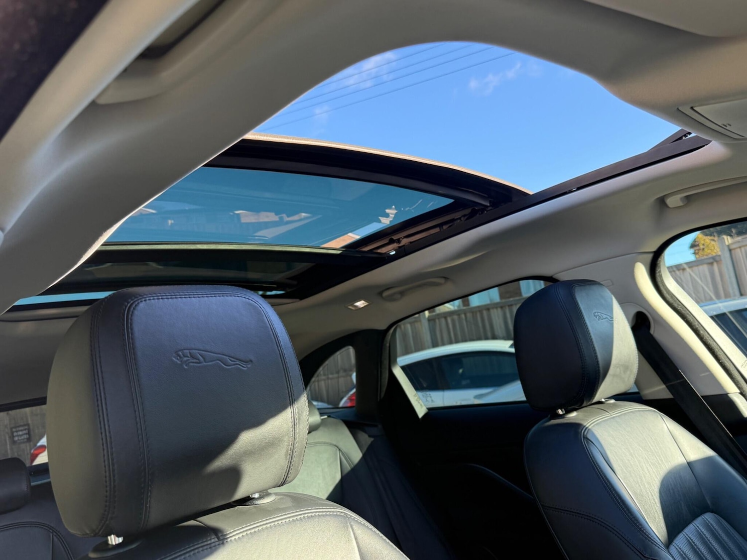 Used Jaguar F-Pace 2017 for sale - 76781269: Photo 34