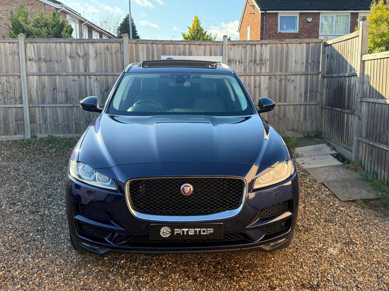 Used Jaguar F-Pace 2017 for sale - 76781269: Photo 7