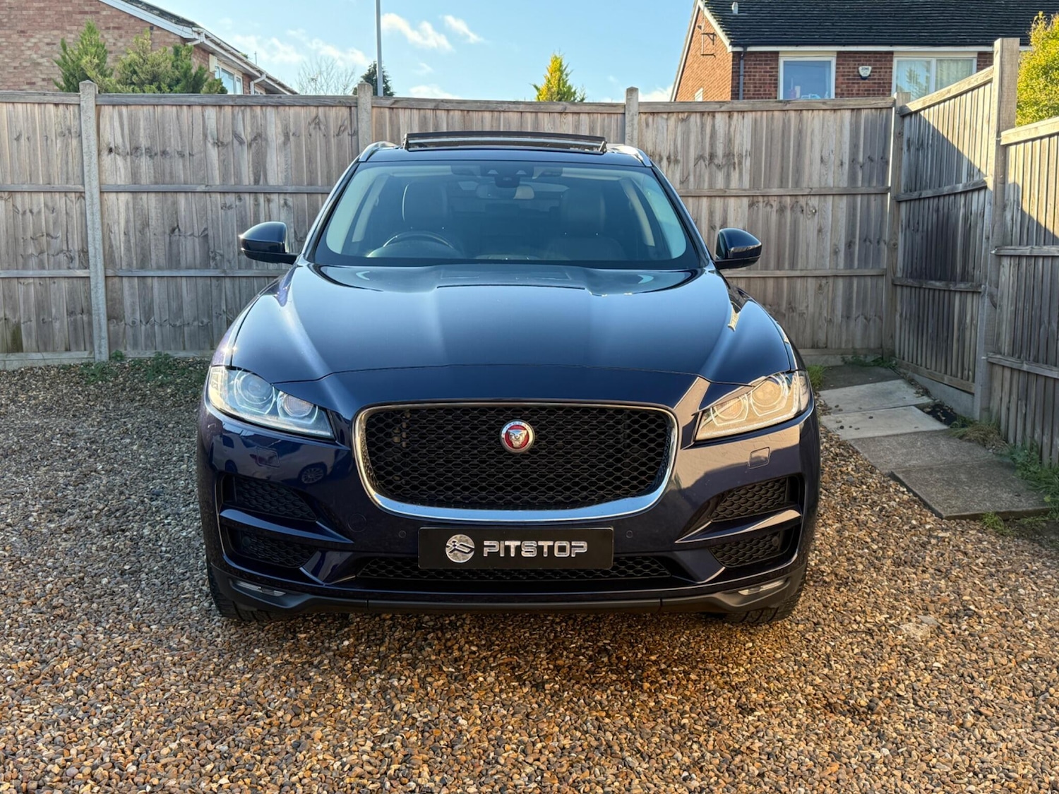 Used Jaguar F-Pace 2017 for sale - 76781269: Photo 8