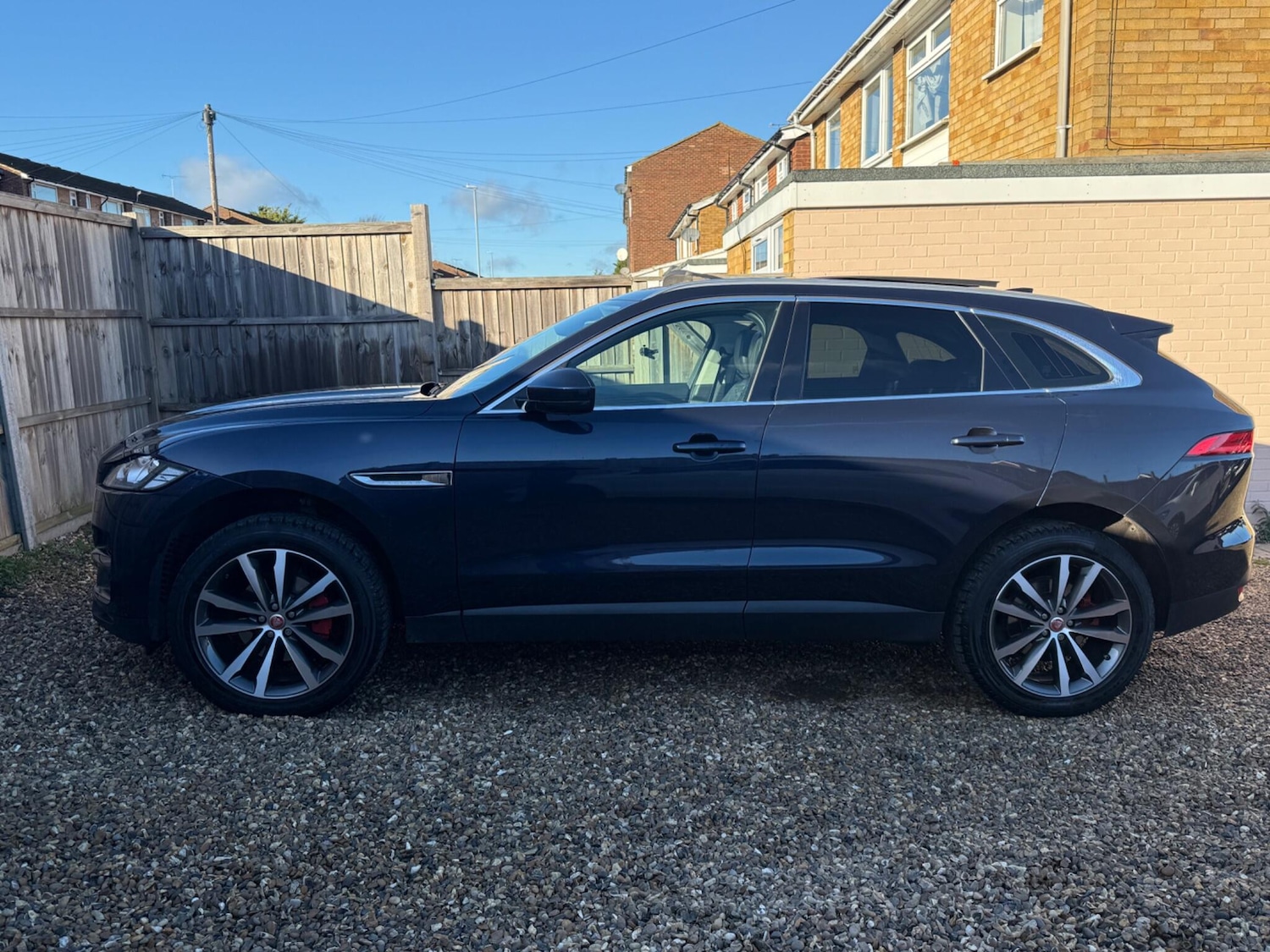 Used Jaguar F-Pace 2017 for sale - 76781269: Photo 9