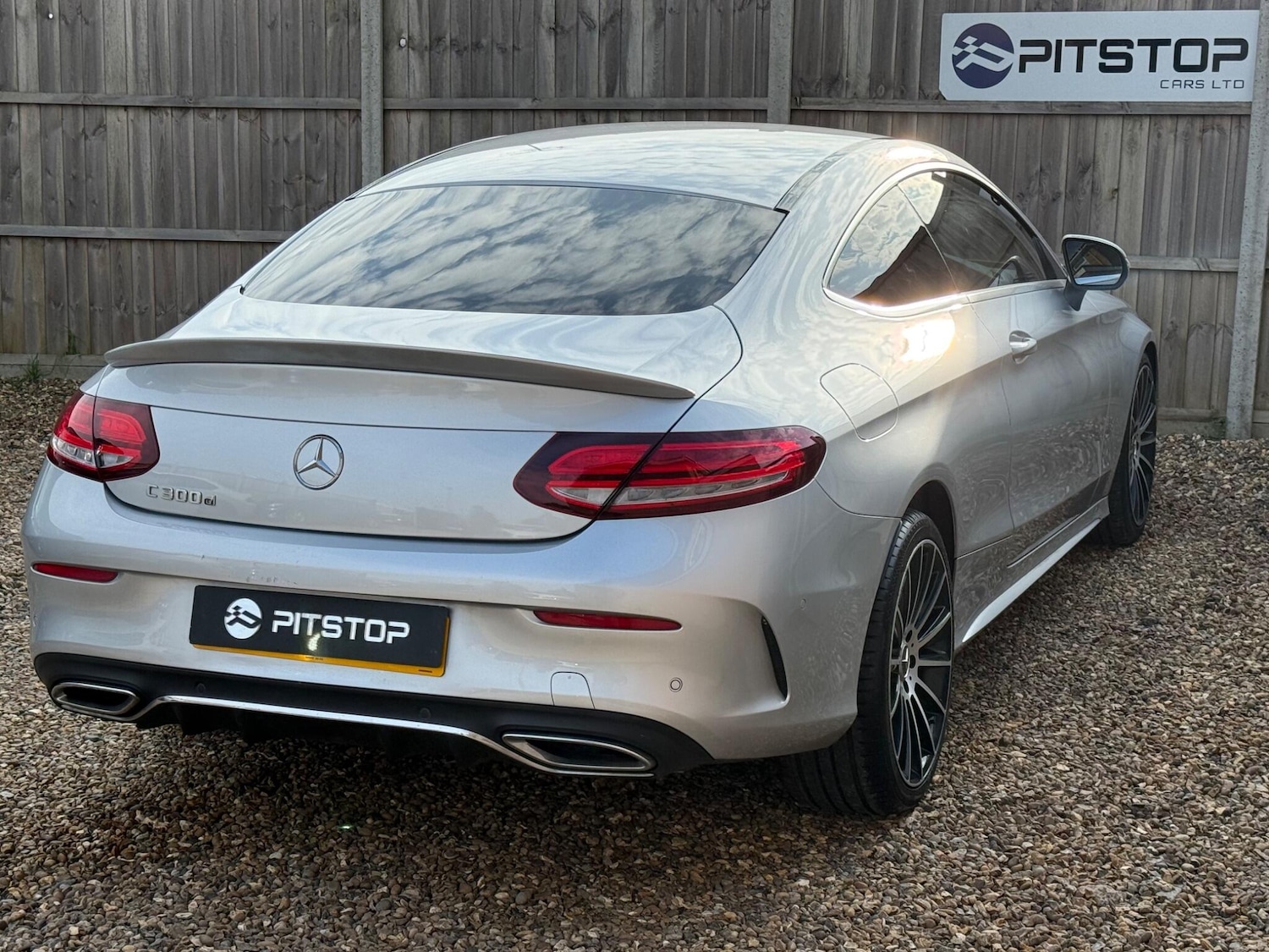 Used Mercedes-Benz C Class for sale - 77808723: Photo 4