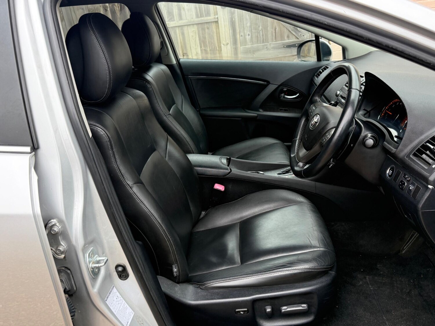 Used Toyota Avensis for sale - 77510713: Photo 22