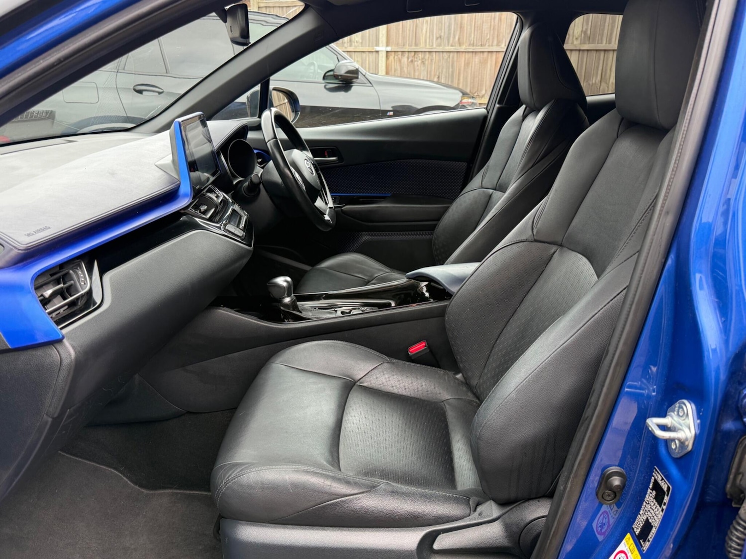 Used Toyota C-HR 2018 for sale - 77853727: Photo 38