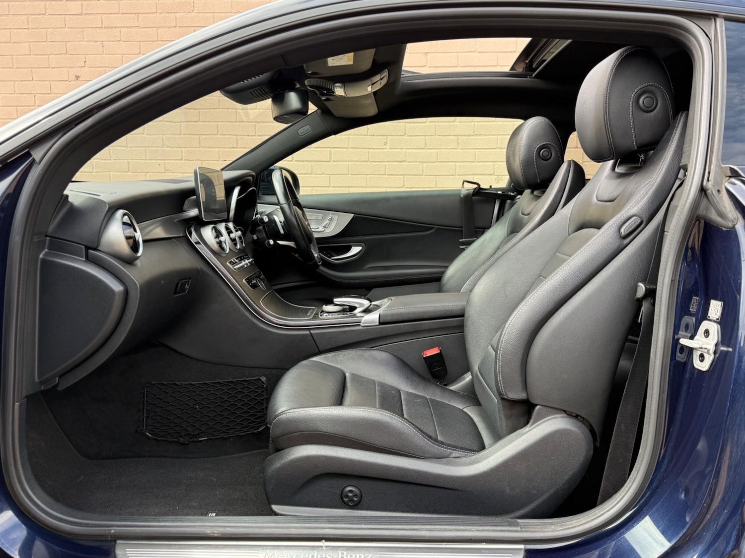 Used Mercedes-Benz C Class 2017 for sale - 76942717: Photo 24