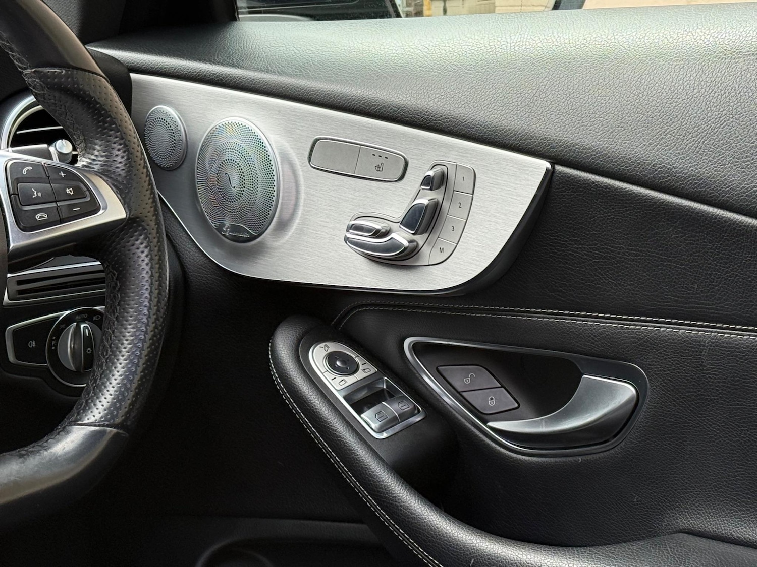 Used Mercedes-Benz C Class 2017 for sale - 76942717: Photo 29