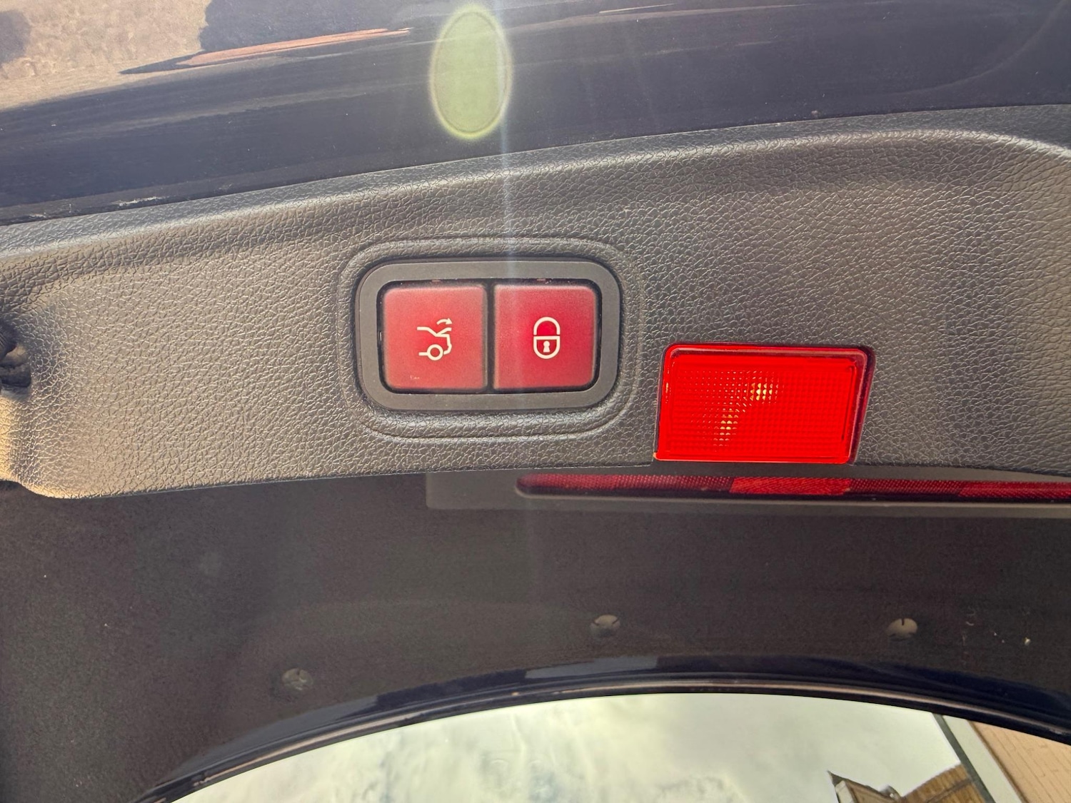 Used Mercedes-Benz C Class 2017 for sale - 76942717: Photo 41