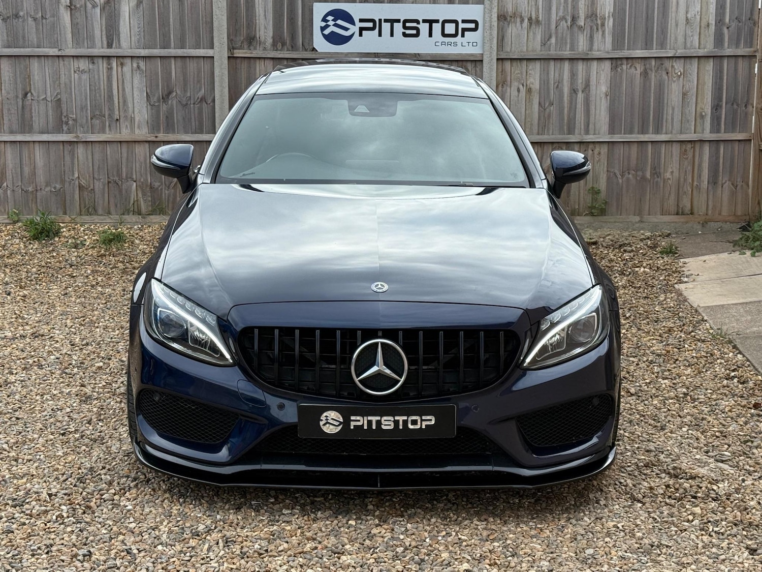 Used Mercedes-Benz C Class 2017 for sale - 76942717: Photo 6