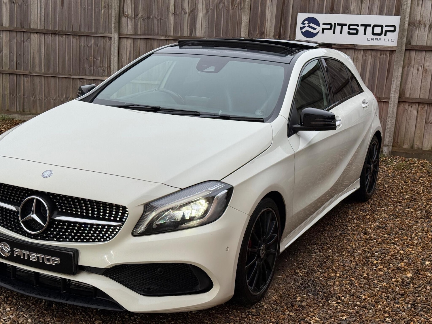 Used Mercedes-Benz A-Class 2016 for sale - 76965568: Photo 14