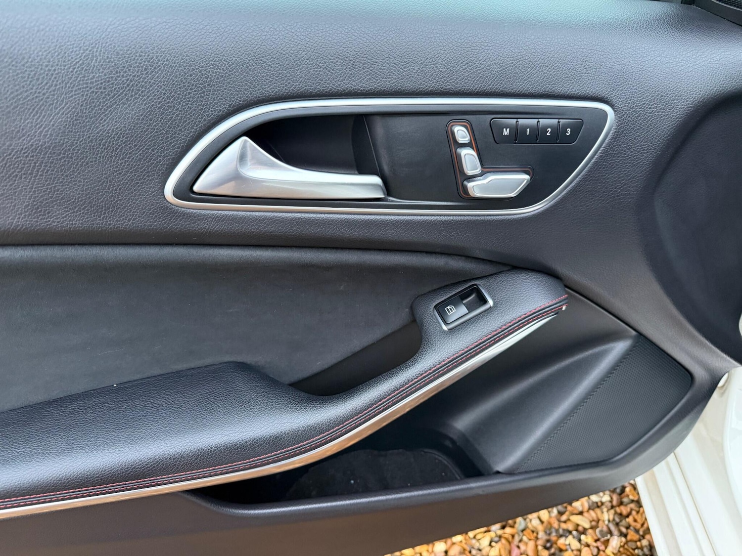 Used Mercedes-Benz A-Class 2016 for sale - 76965568: Photo 31