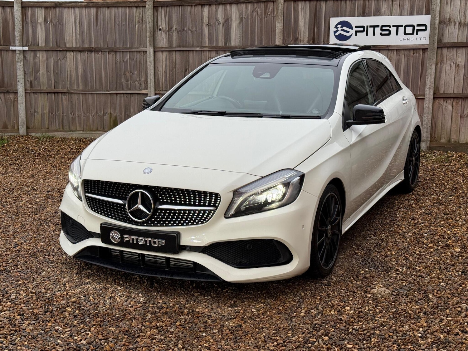 Used Mercedes-Benz A-Class 2016 for sale - 76965568: Photo 5