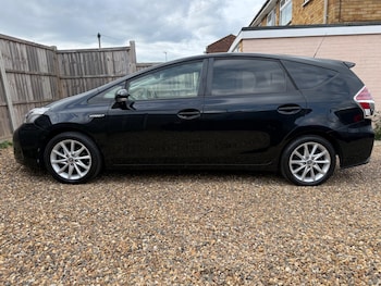 Used Toyota Prius+ 2019 for sale - 78662355: Photo