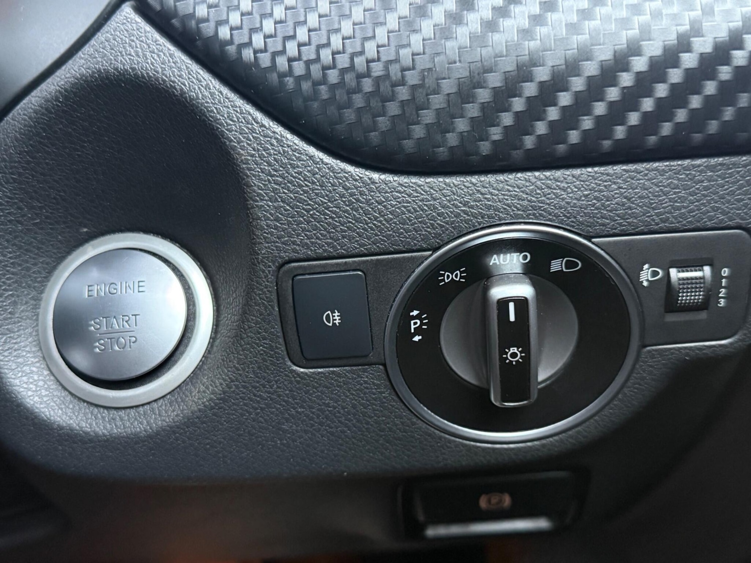 Used Mercedes-Benz A-Class for sale - 77633717: Photo 32