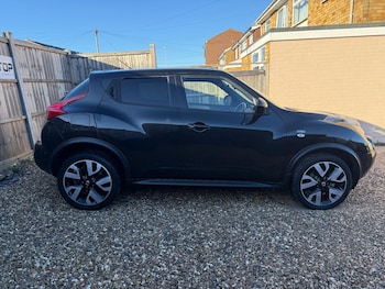 Used Nissan Juke 2014 for sale - 77109359: Photo