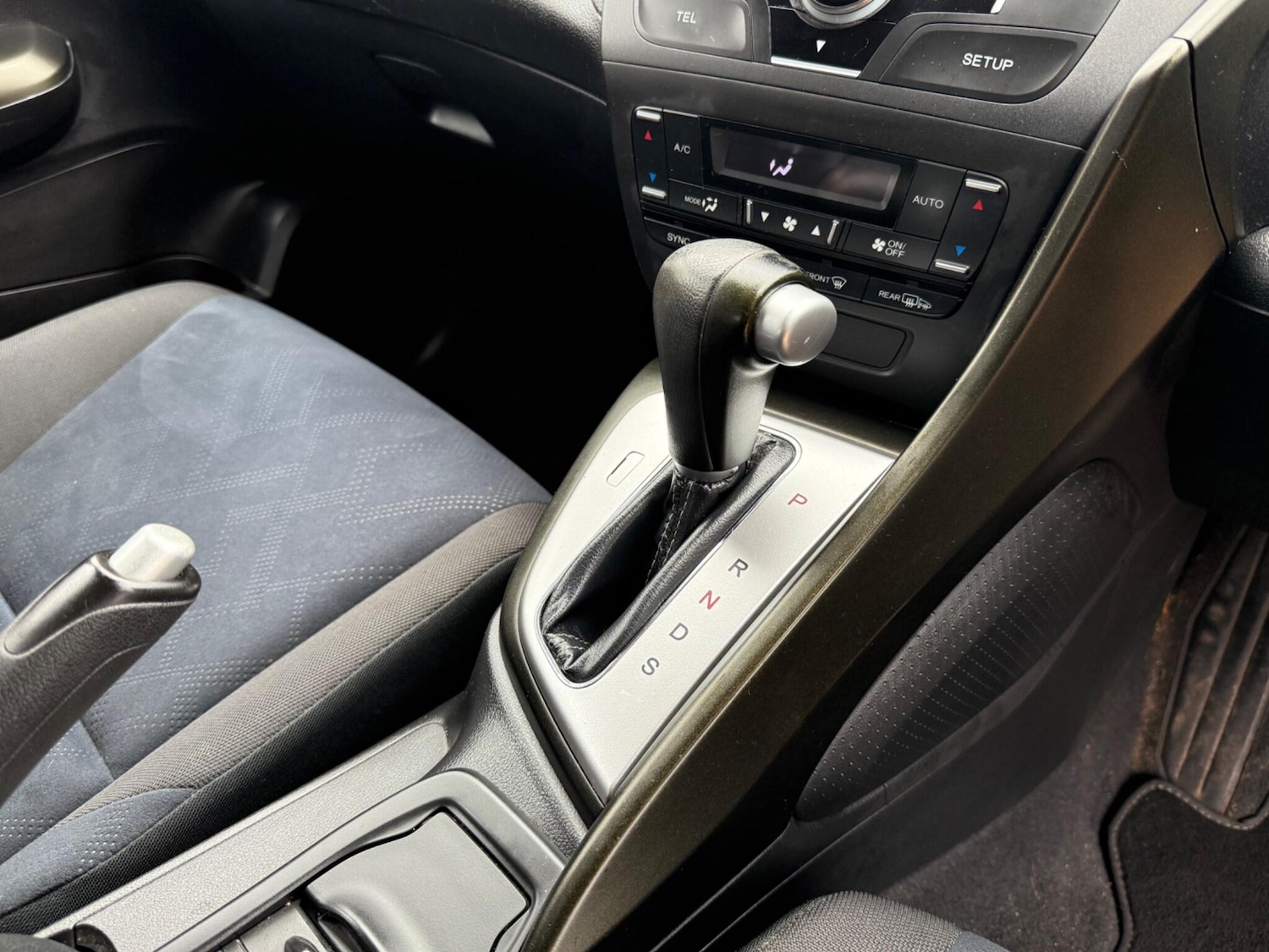 Used Honda Civic 2013 for sale - 76781166: Photo 28