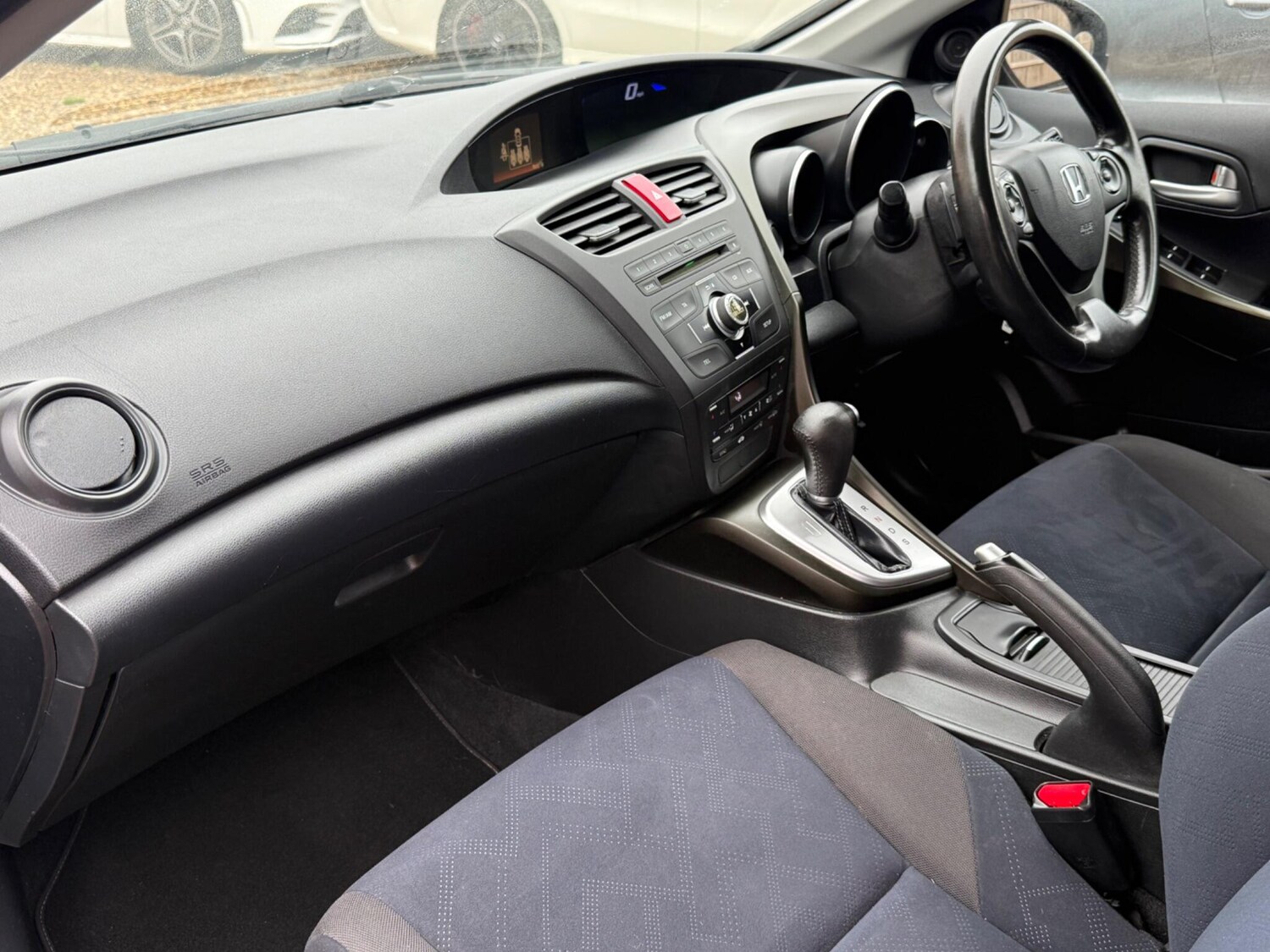 Used Honda Civic 2013 for sale - 76781166: Photo 32