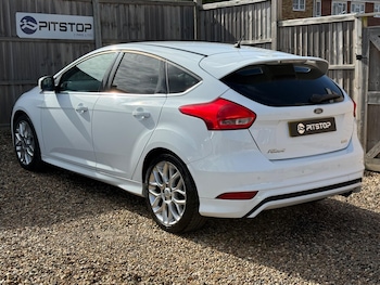 Used Ford Focus 2015 for sale - 78020379: Photo
