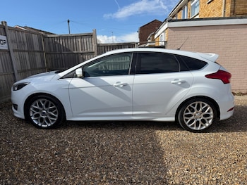 Used Ford Focus 2015 for sale - 78020379: Photo